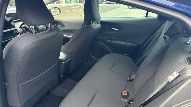 Toyota Prius 2.0 PHEV Design 5dr CVT Hatchback